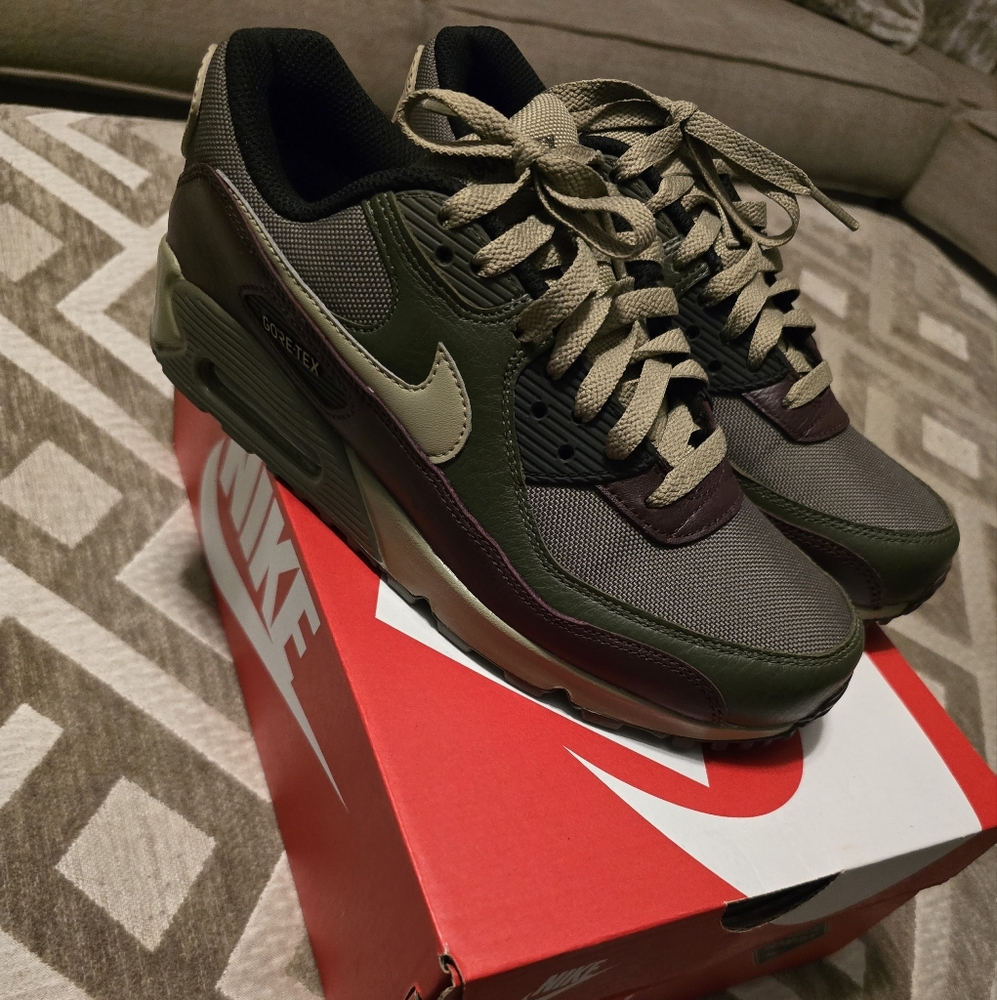 COPY - Nike's